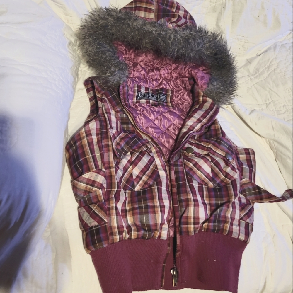 GIRL'S VEST